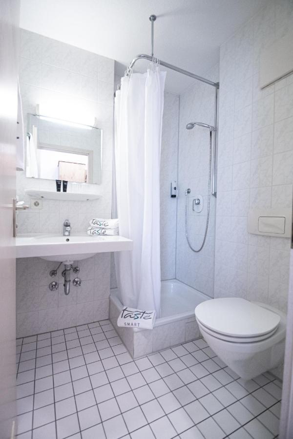 Taste Smart Hotel Бакнанг Экстерьер фото